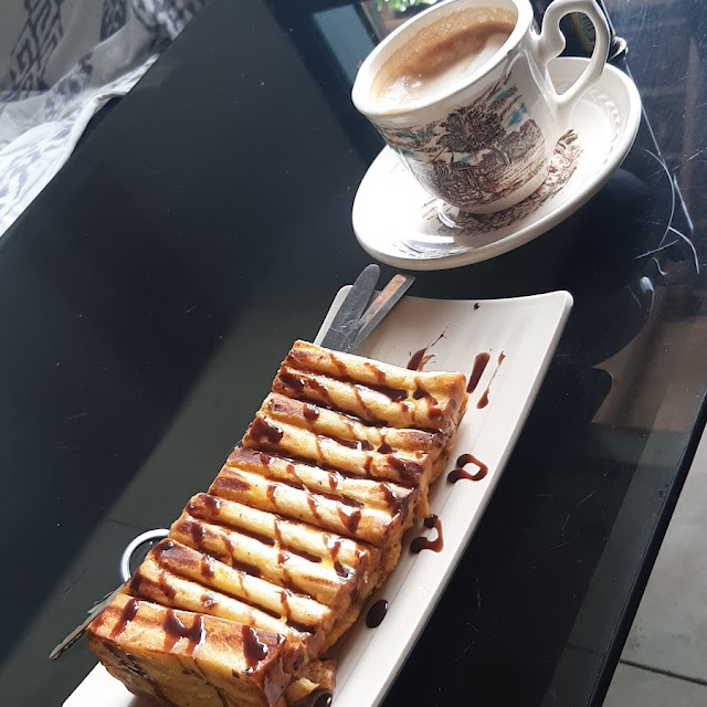 Roti Bakar Cappucino