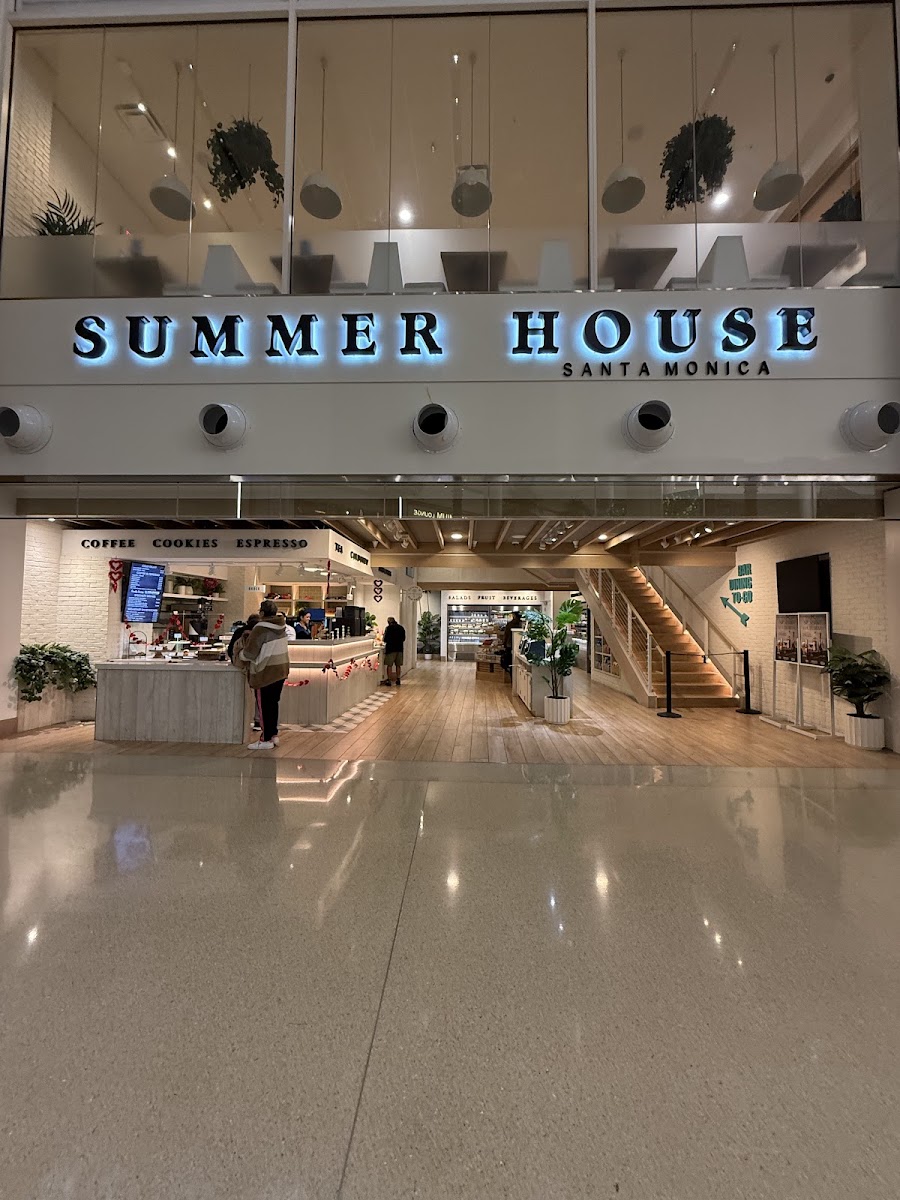 Summer House Santa Monica