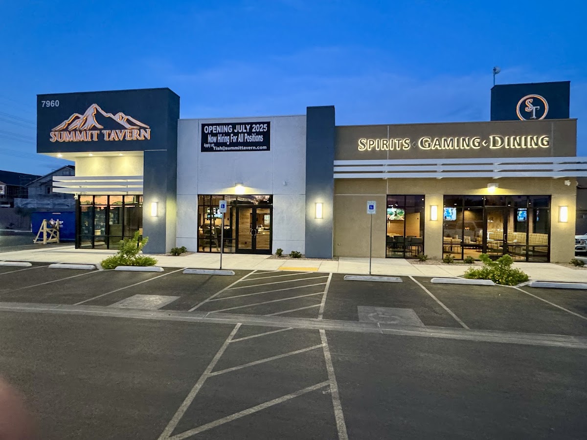 Summit Tavern