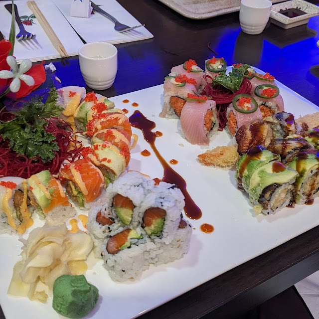 Salmon Avocado Halloween & Tokyo Roll