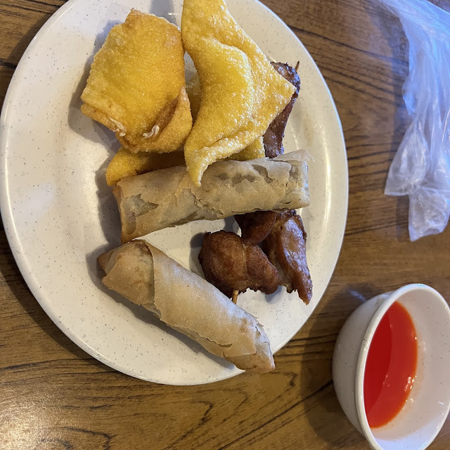 Shanghai Rolls and Cheese Wontons