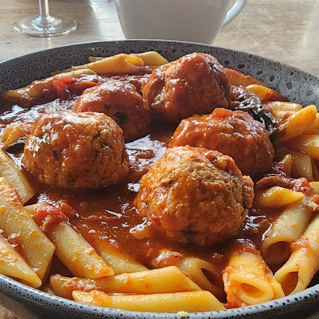 Penne with Meatballs