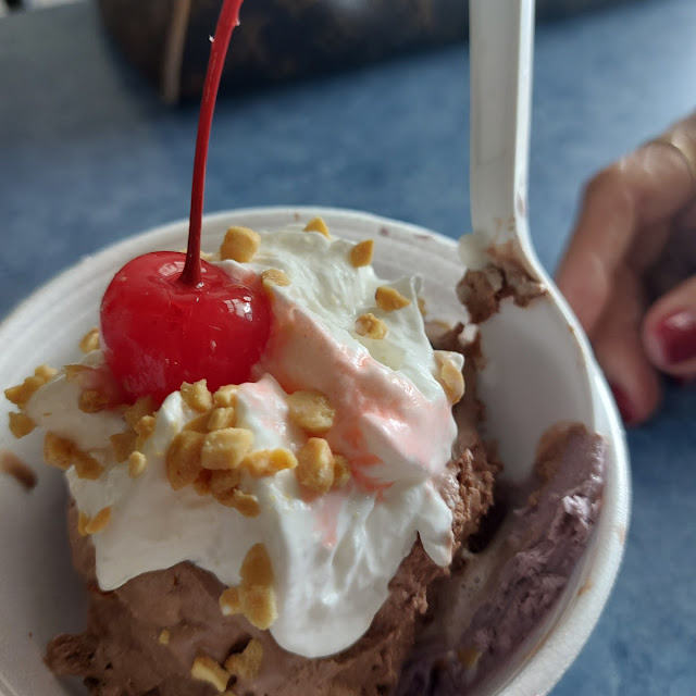 Sundaes