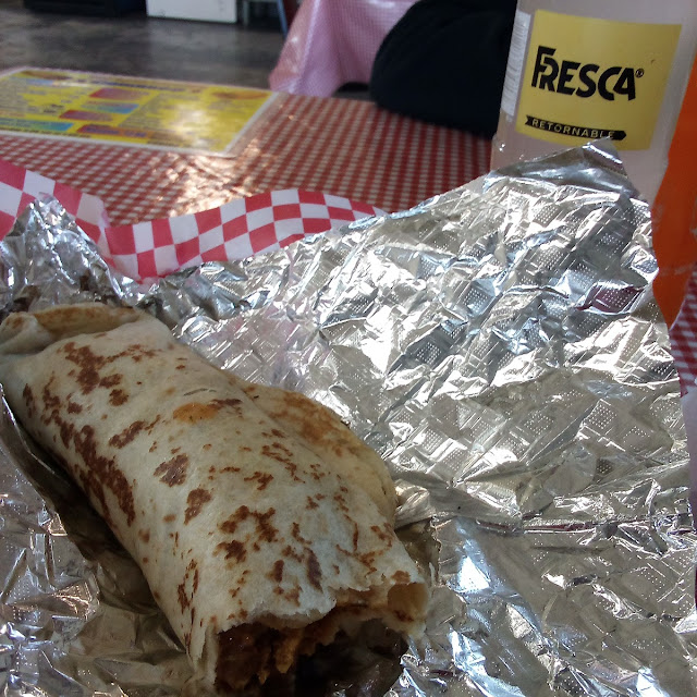Burrito de Todo Huevo Chorizo Papas Frijoles Muy Llenadora