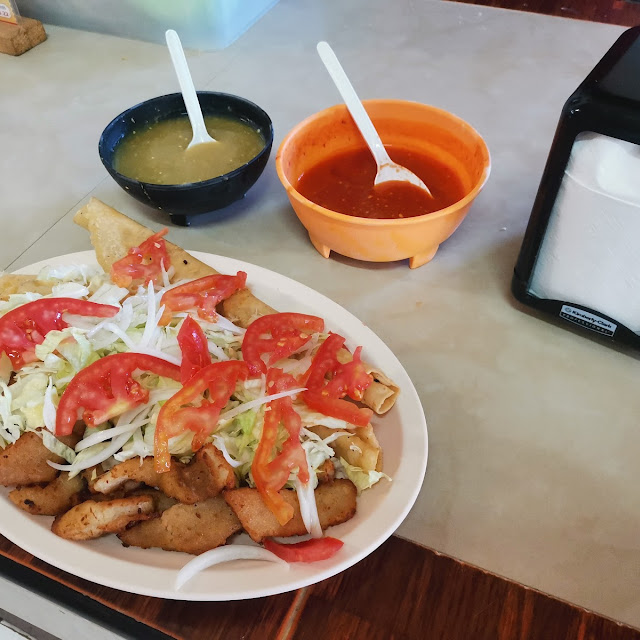 Flautas Con Milanesa