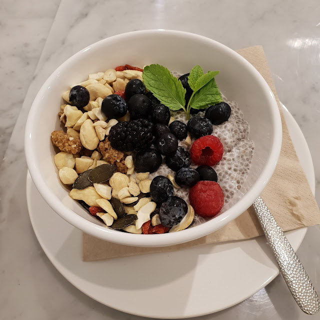 Chiabowl Mit Frischen Beeren
