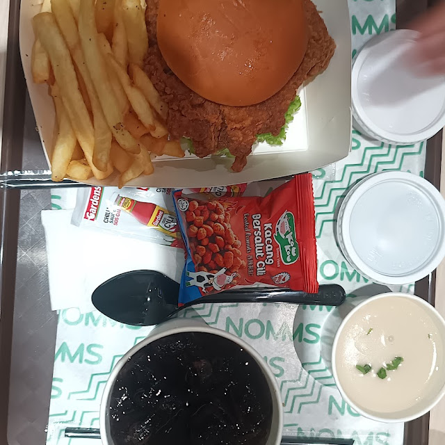 Fried Chicken Burger Set Meal