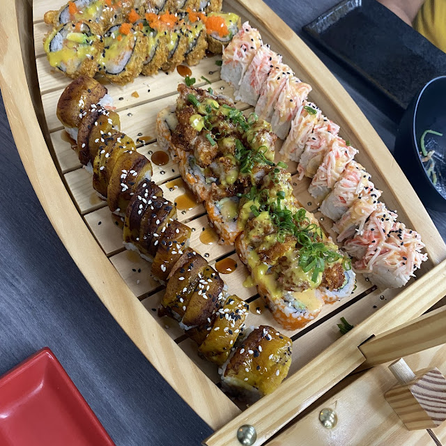Barco de Sushi Variado