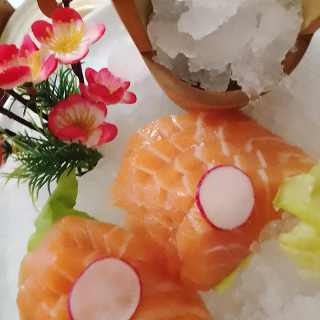 Sashimi Di Salmone