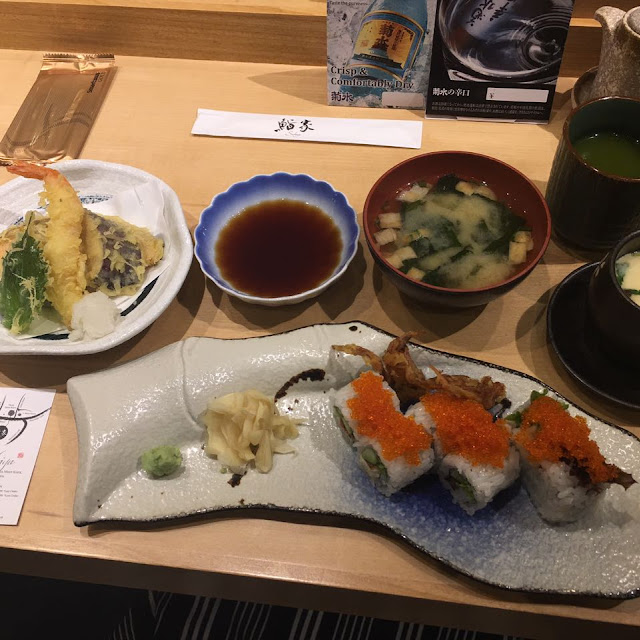 Soft-Shell Crab Roll
