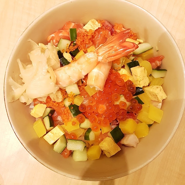 海鮮ちらし丼