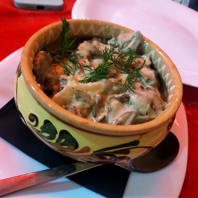 Ravioli Ripieni Di Patate E Funghi Salsa Funghi