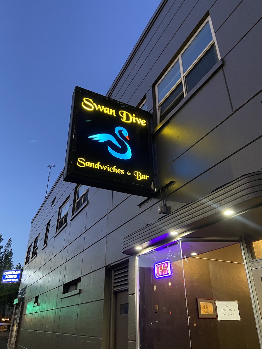 Swan Dive Sandwiches Bar