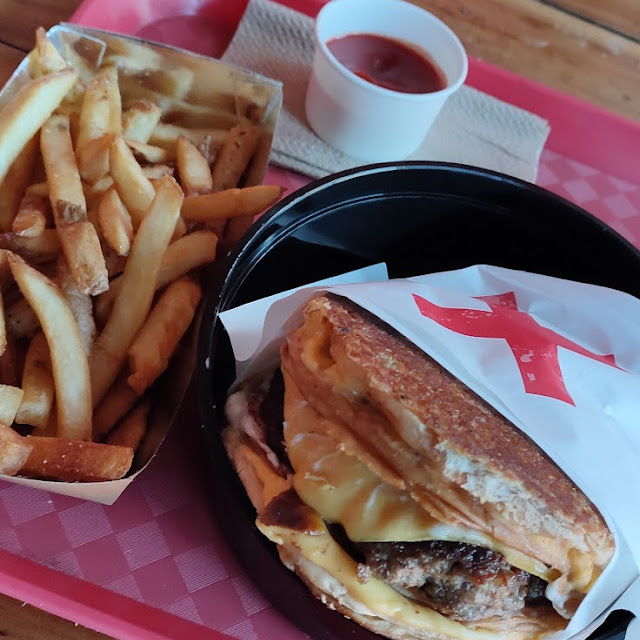 Grilled Cheese Burger