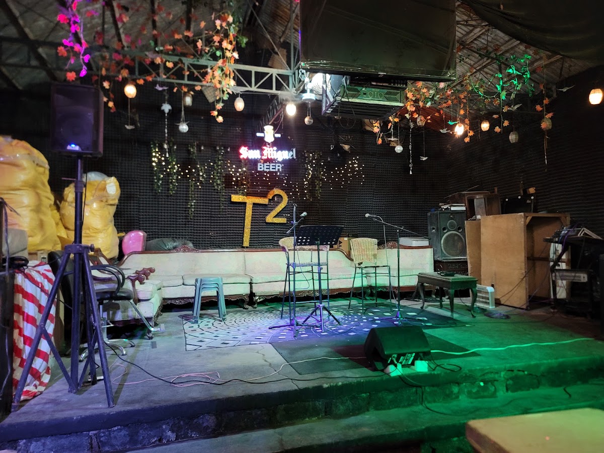 T2 Resto Bar & Billiards