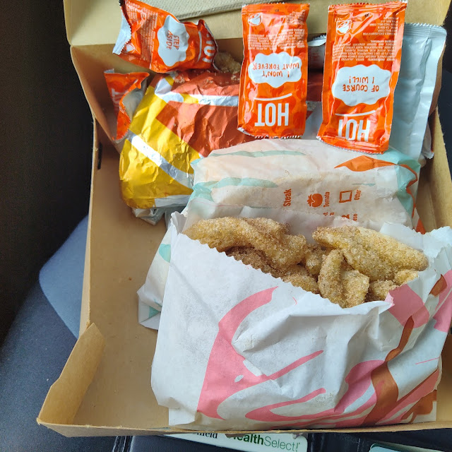 Crispy Chicken Chalupa Box