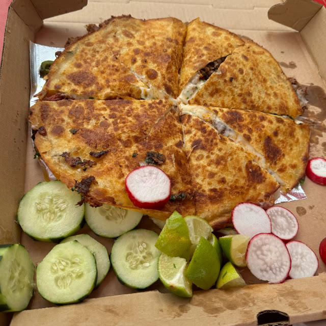Pizza Birria