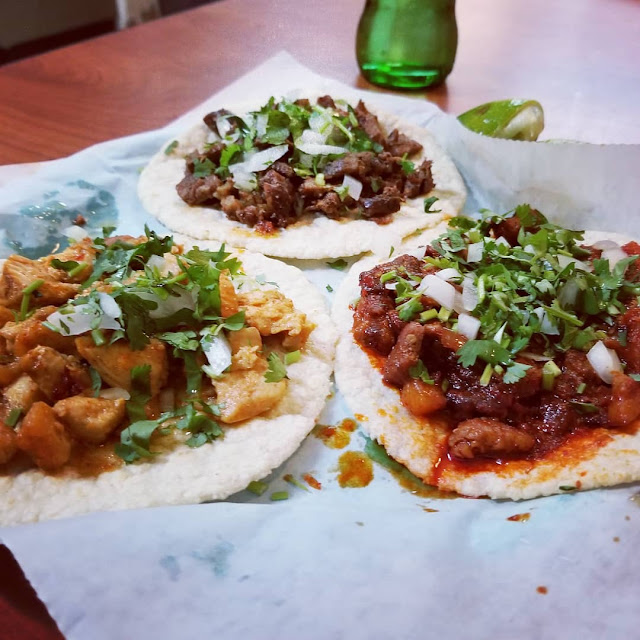 Tacos Pastor Asada Y Pollo