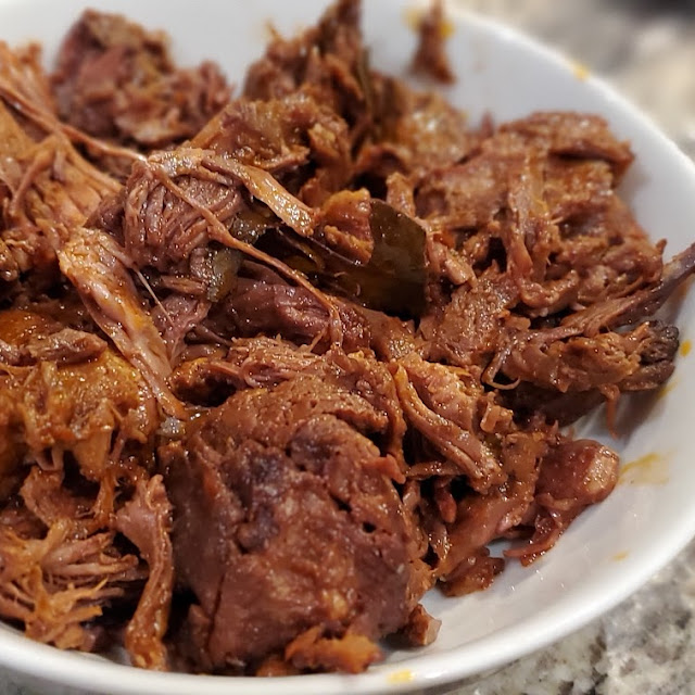 1 lb Barbacoa De Res
