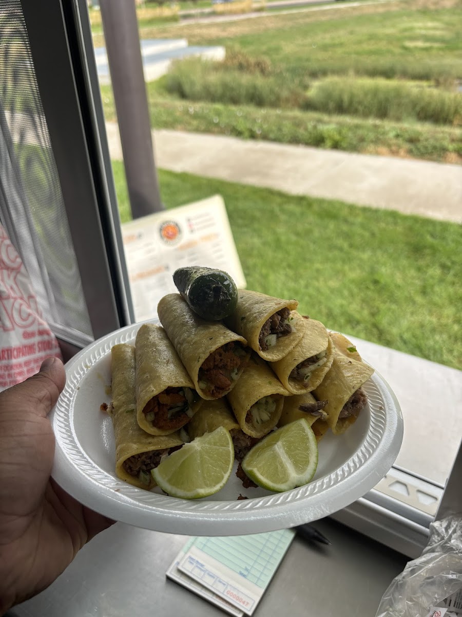 Tacos El Pariente