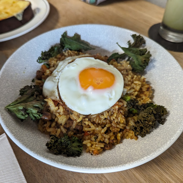 Japanese Dry Curry Fried Rice