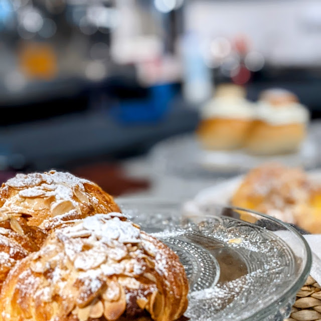 Almond Croissant