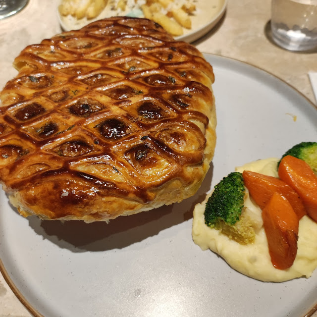 Beef and Blue Cheese Pot Pie
