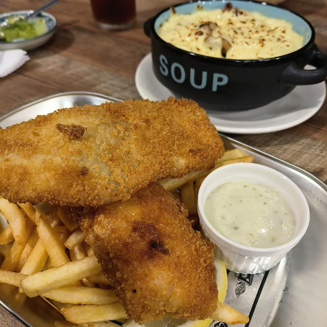 Fish & Chip and Grill Chicken Cheese Baked Rice