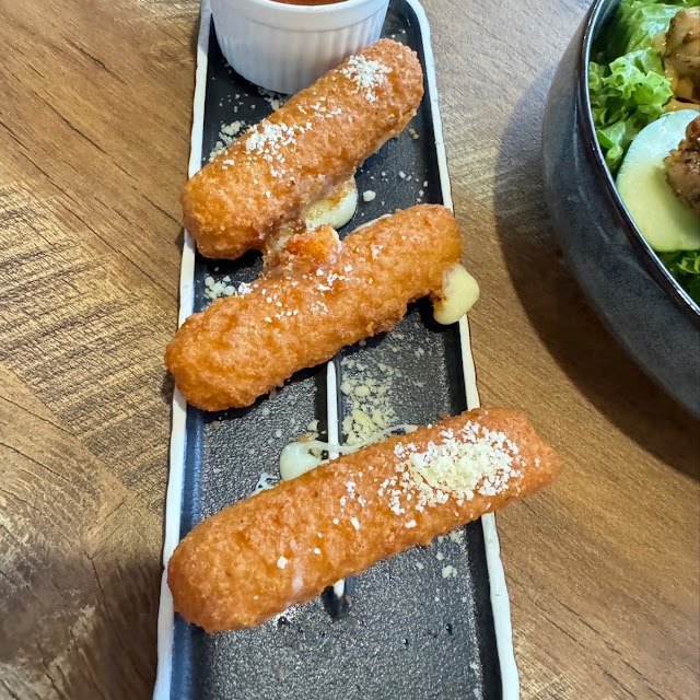 Mozzarella Sticks