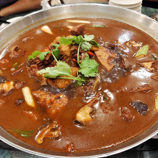 麻辣鸭