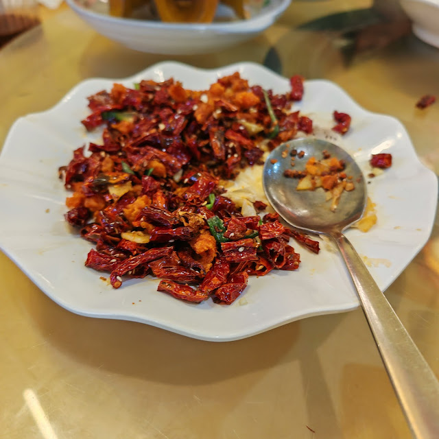 辣子雞丁 Spicy Chicken Cubes