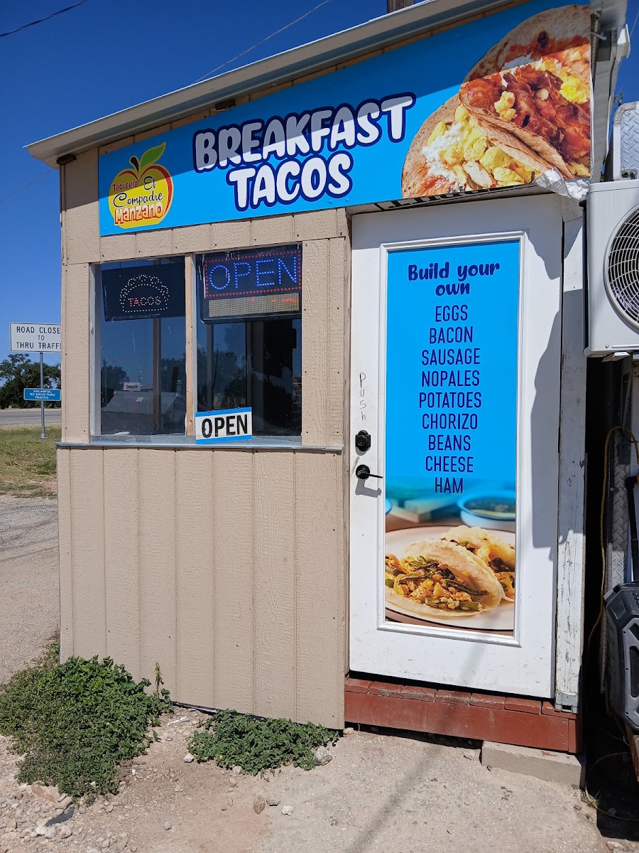 Taqueria el compadre Manzano