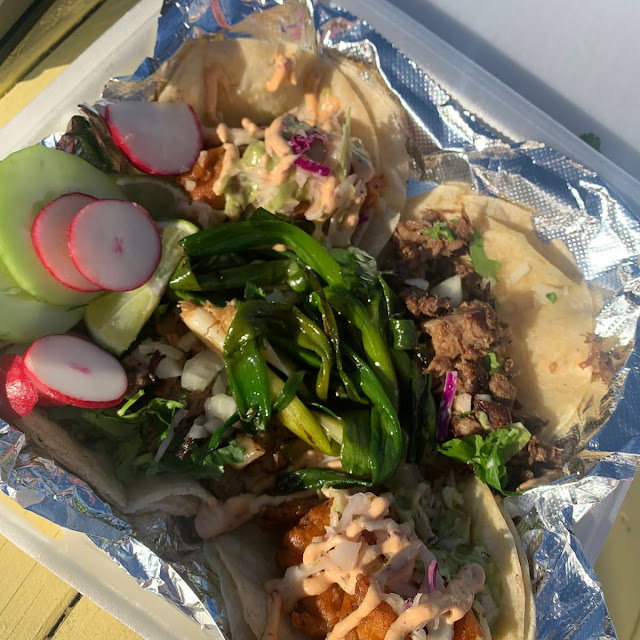 Tacos De Carne Asada Y Pescado Frito