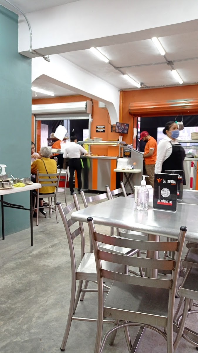 Taqueria. La Tapatia