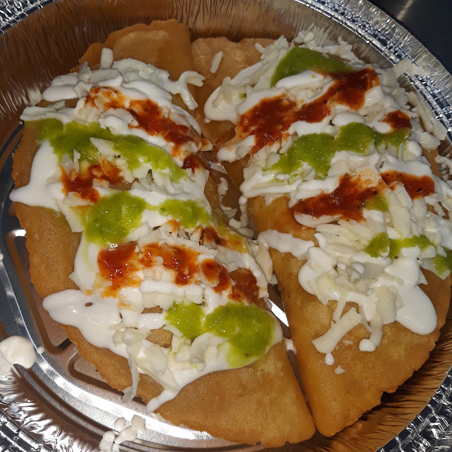 Empanada De Pollo Chicken