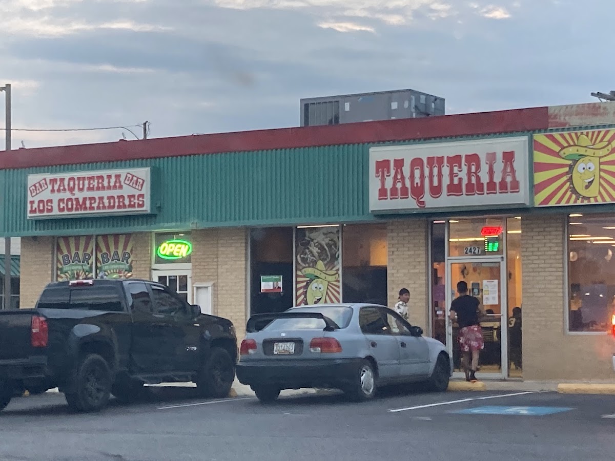 Taqueria Los Compadres - Waldorf