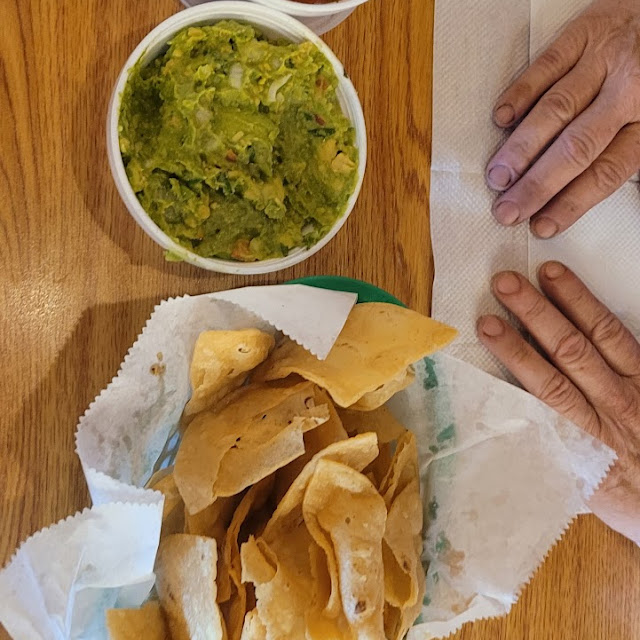 Chips Salsa and Gaucamole