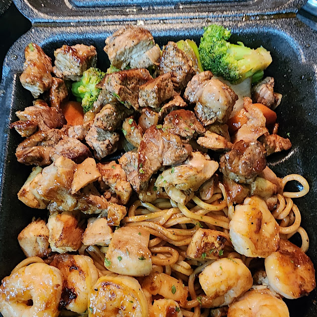 Steak Chicken & Shrimp Noodles