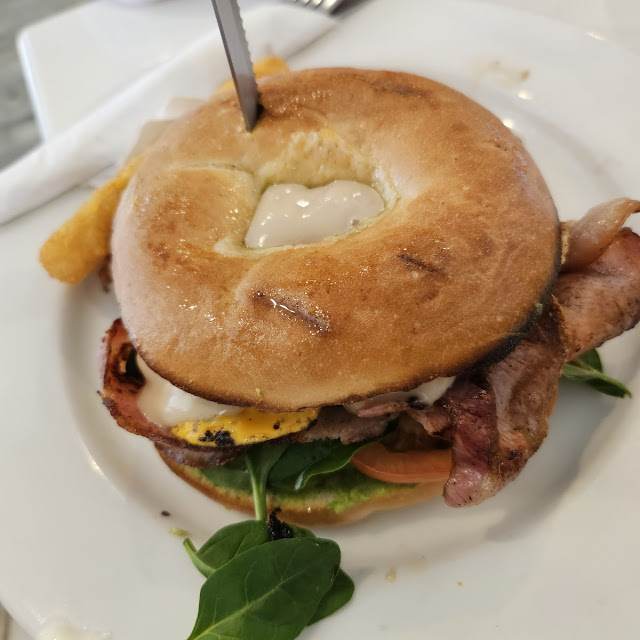 Bagel Brekky