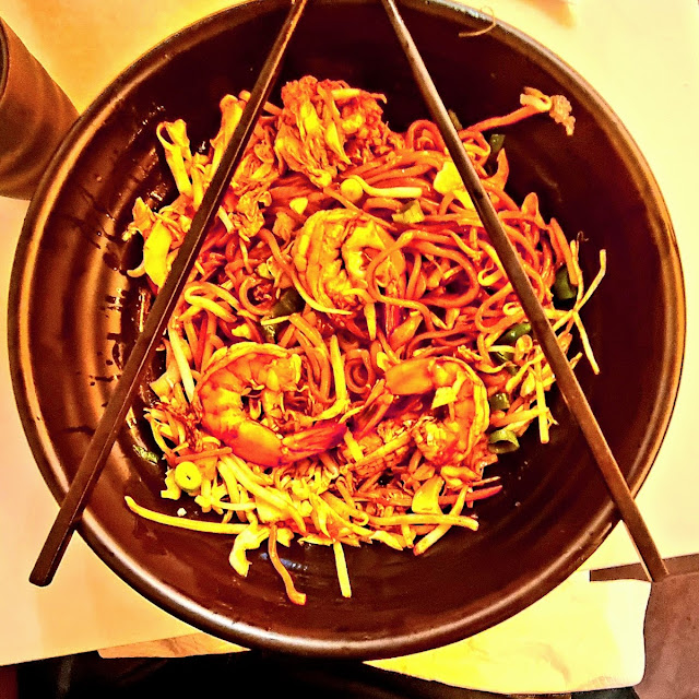 Lamen Sautées Au Crevettes