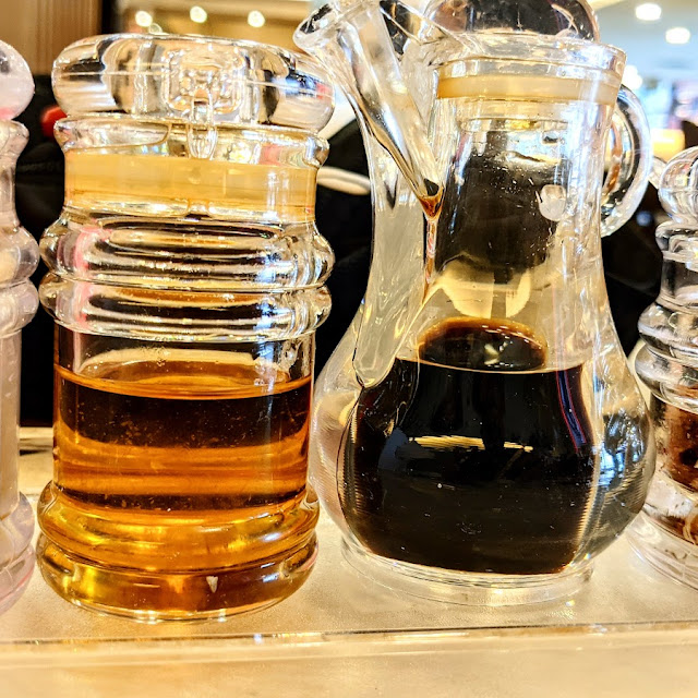 Sesame Oil Pepper Fried Onions