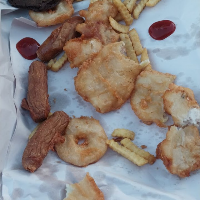 So Called 22 Special with Extra Scoop of Chips 2 Pineapple Fritters and Paua Fritter