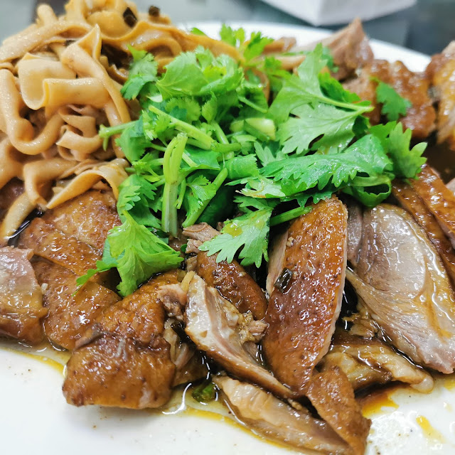 ห่านพะโล้ & ไส้พะโล้