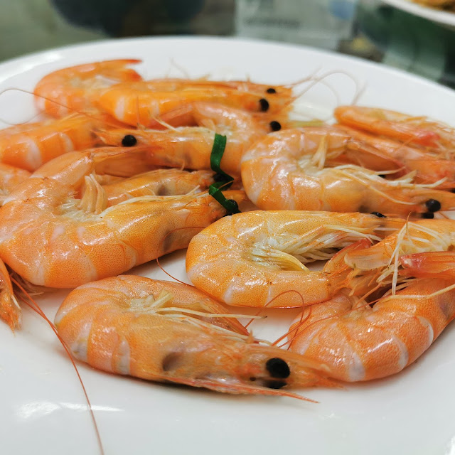 กุ้งนึ่ง