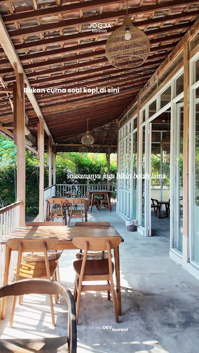 Teras Kemarin