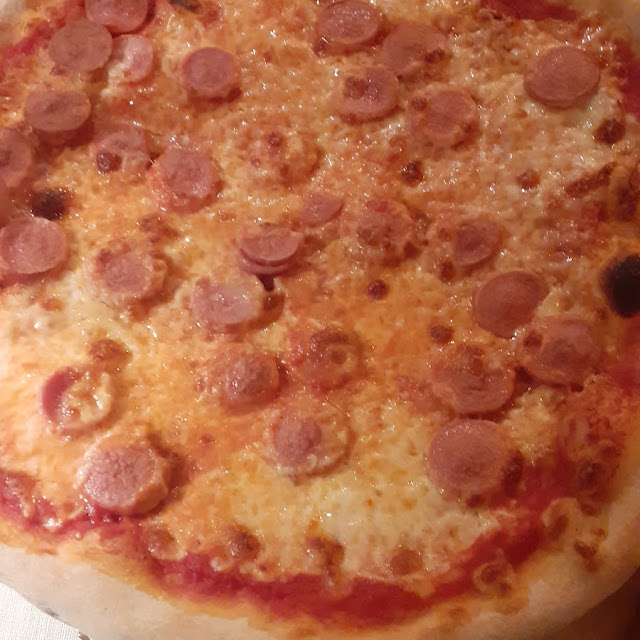 Pizza Viennese