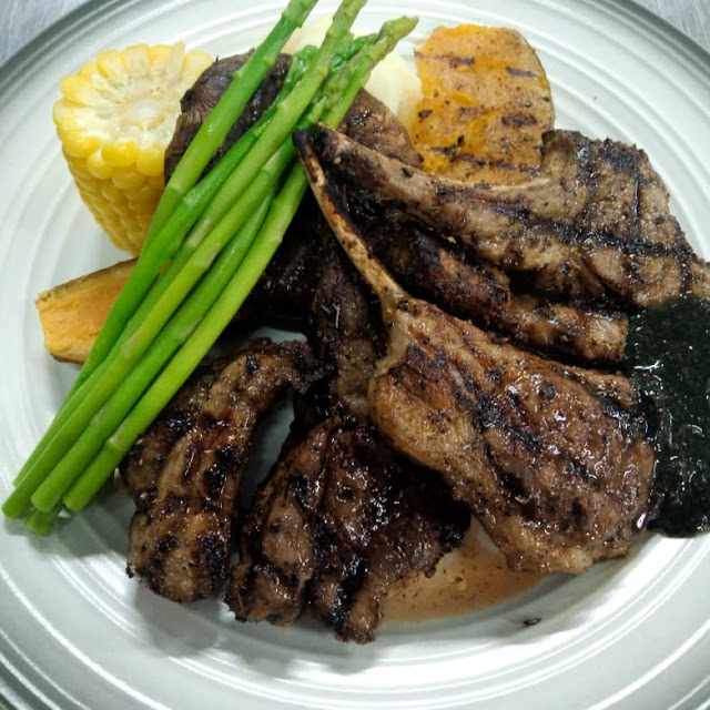 M1 Grilled NZ Lamb Chops with Black Pepper Sauce Mint Sauce
