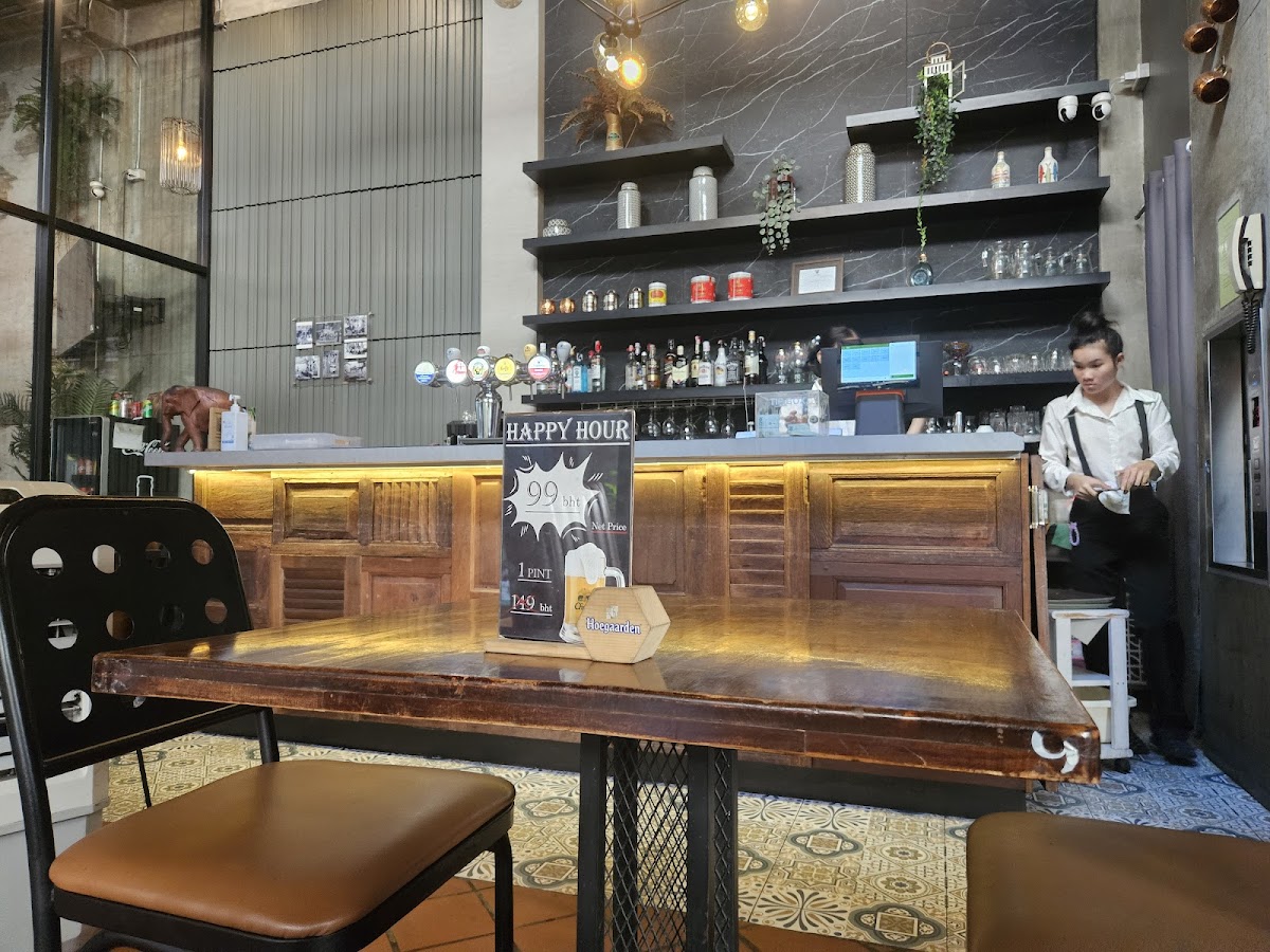 Thai Kitchen - Watthana