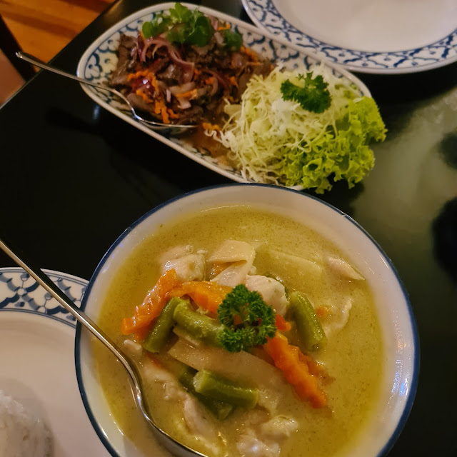 Green Curry Chicken