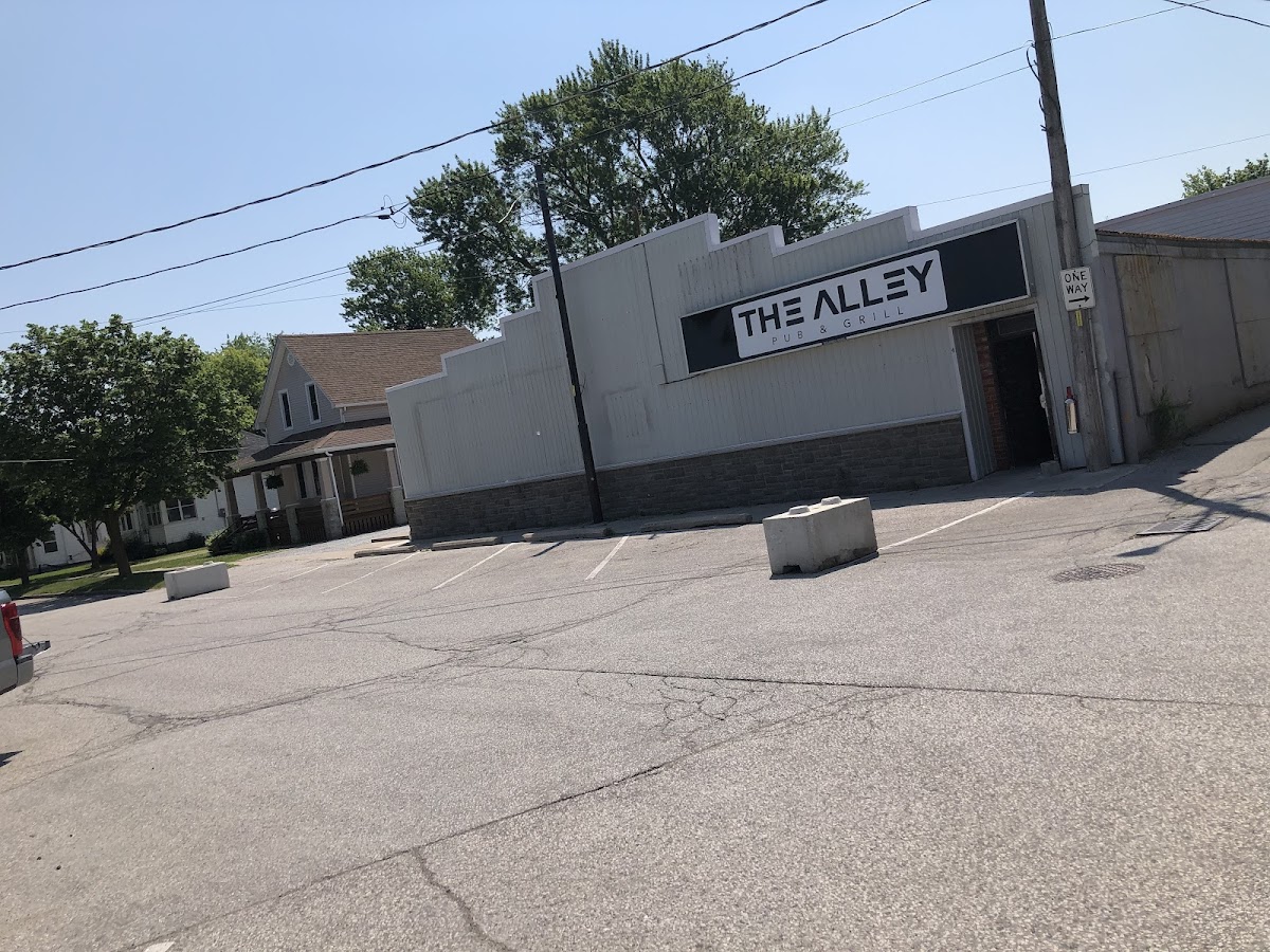 The Alley Pub & Grill
